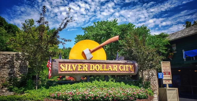 Silver Dollar City Season Passes - Diamond Gold and Silver